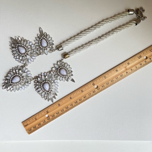 Chunky silvertone statement necklace with clear and gray rhinestone segments - Picture 8 of 9